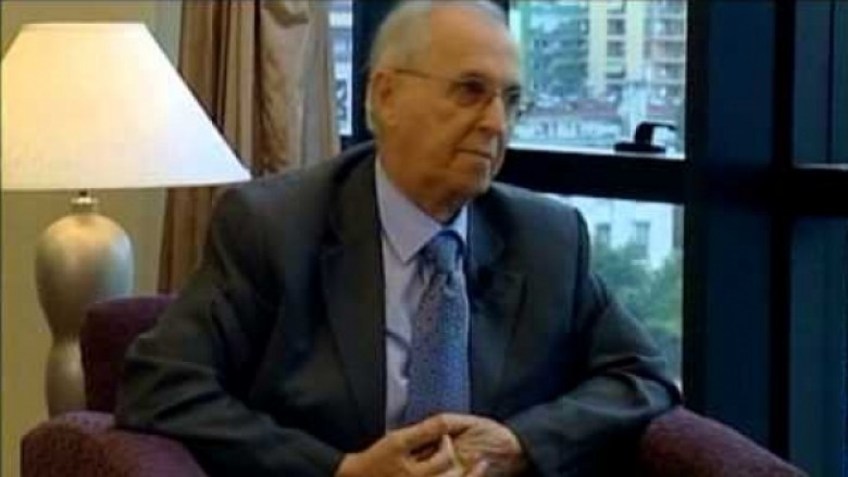 Ramiz Alia më 2005: Enveri e ngriti çështjen e Kosovës te Tito, ai i tha duhet pritur që të mos krijojmë problem me serbët
