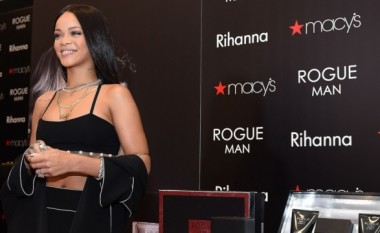 Rihanna  nxjerr në treg linjën e re të parfumeve, Rogue Man