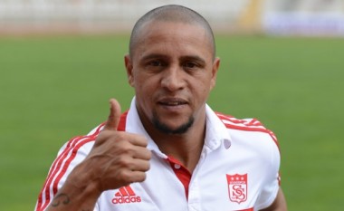 Roberto Carlos ka një mesazh për kosovarët (Video)