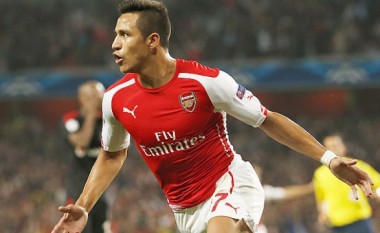 Sanchez dyfishon epërsinë e Arsenalit (Video)