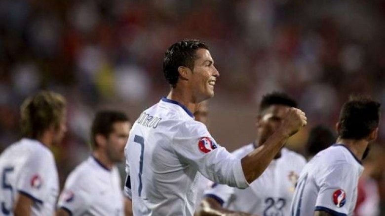 Ronaldo me hat-trick mposht Armeninë (Video)