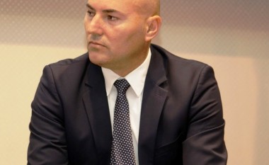 Krasniqi: Ministria e Financave po shtrembëron shifrat