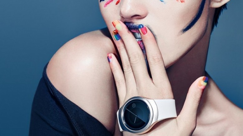 Samsung Gear 2 del në shesh!