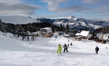 Përfundon aksioni në Shtërpcë – arrestohet një doganier dhe kryetari i bordit të “Ski Center Brezovica”