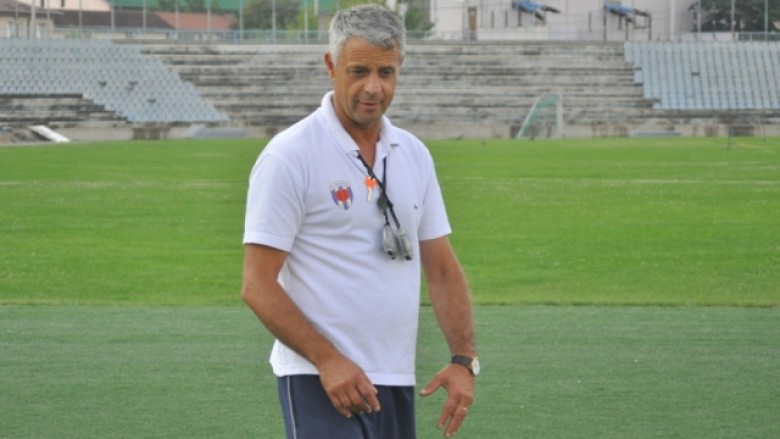 Bylbyl Sokoli bëhet trajner i Ferizajt (Foto)