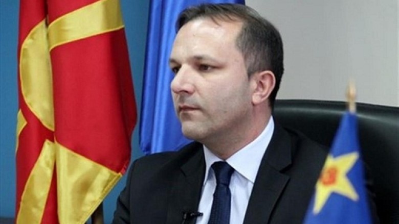 Spasovski: Hapim mundësi të reja për komunikimin e qytetarëve të Maqedonisë dhe Kosovës