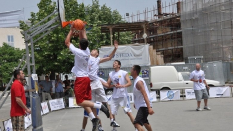 Streetballi në Prizren te Parku Natyra