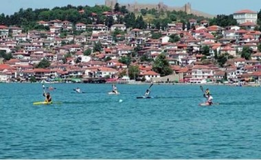 Ohri dhe Pogradeci bashkojnë forcat për liqenin e Ohrit
