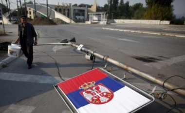 Strukturat paralele serbe dhe brishtësia e shtetit të Kosovës për t’i shuar ato në veri të Mitrovicës