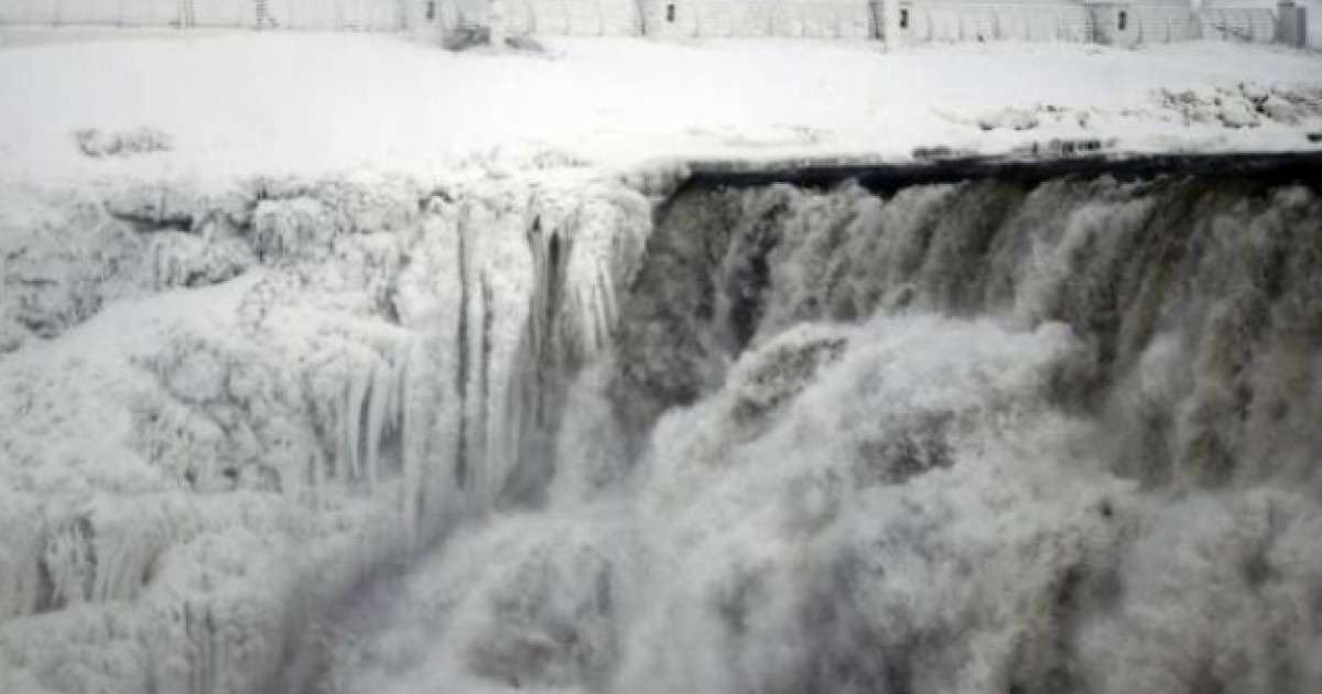 Low temperatures also freeze Niagara Falls (Photo) Telegraph Telegraph