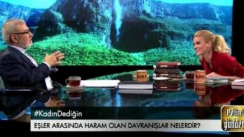 Teologu islam flet për seksin anal dhe oral: Shikoni reagimin e moderatores (Video)