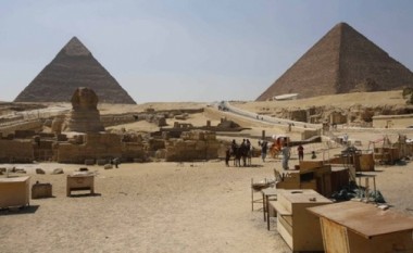 Udhëheqësi i ISIS-it bën thirrje për shkatërrimin e piramidave në Egjipt
