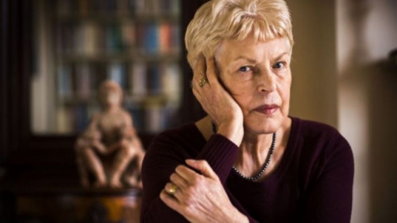 Vdiq romancierja e njohur britanike, Ruth Rendell