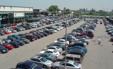 Gjenden pesë automobila të rrallë të paraluftës (Video)