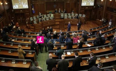 Deputetët e LDK-së nuk i votuan propozimet e Qeverisë për anëtar të OSHP-së