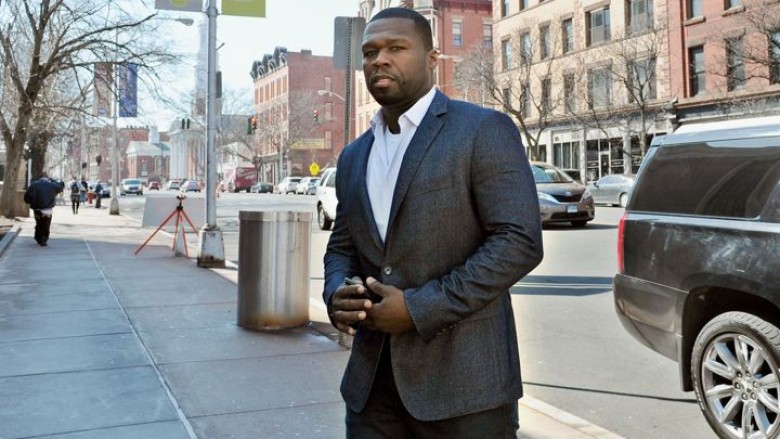 50 Cent vazhdon të luajë me autoritetet, thotë se paratë janë false (Foto)