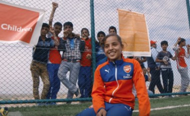 Arsenali siguron argëtim dhe hare për fëmijët refugjatë në Irak (Foto/Video)