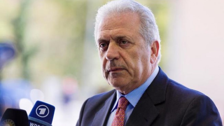 Liberalizimi i vizave: Avramopoulos nuk e di datën (Video)