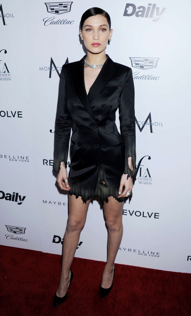 Bella-Hadid--The-Daily-Front-Row-Fashion-Los-Angeles-Awards-2016--14-662x1093