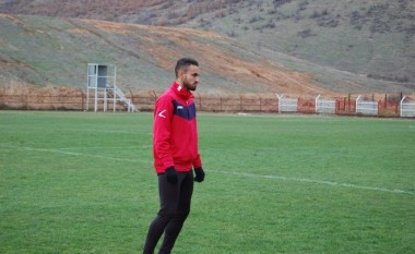 Do të befasoheni se si e quan Feronikelin, braziliani i Hajvalisë (Video)