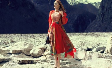 Stilistes i dështojnë planet për fustanin e Enedës në Eurovision