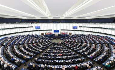 PE voton rezolutën për Maqedoninë, përsëri rekomandim të kushtëzuar