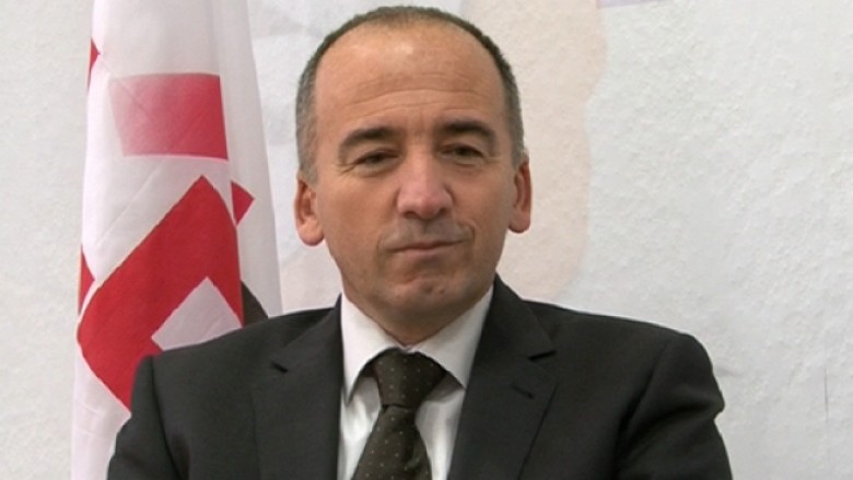 Gazmend Muhaxheri zgjedhet kryetar i LDK-së në Pejë