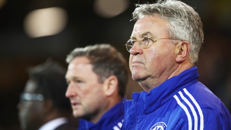 Hiddink: Terry menaxher i të ardhmes te Chelsea