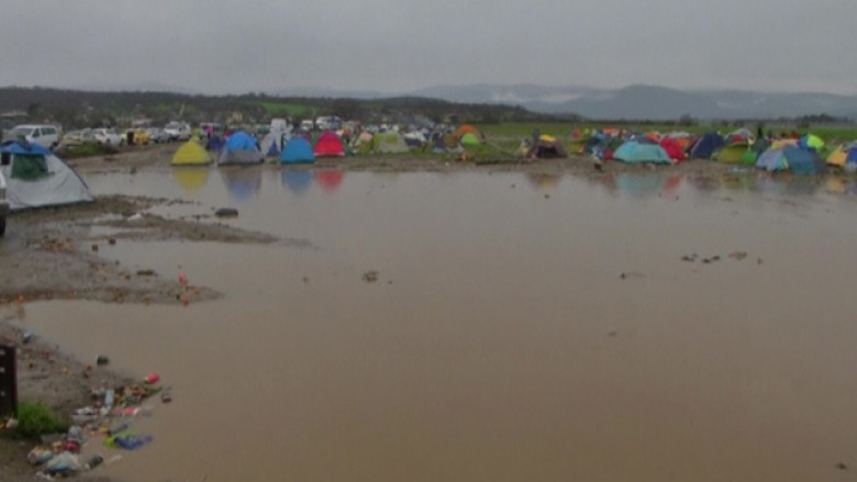 ”Moçali” Idomeni, frikë për sëmundje (Video)