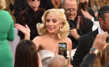 Lady Gaga nuk ka hequr dorë nga ilaçet, ajo vazhdon terapinë kundër depresionit
