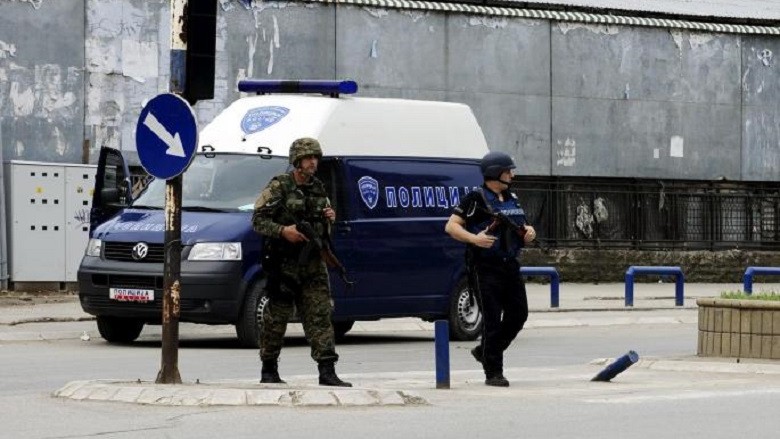 Forca të shtuara policie drejtohen drejt Butelit, pritet të filloj protesta (Video)