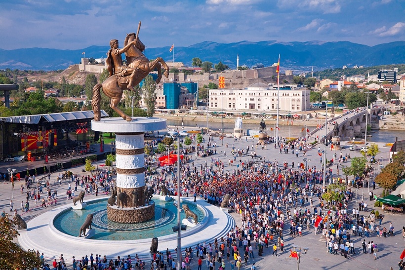 Pandemia nxiti organizimin e më shumë protestave në Maqedoni