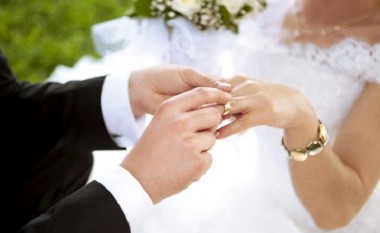 Gjeorgjia vendos: Martesa përkufizohet si bashkimi i mashkullit me femrën