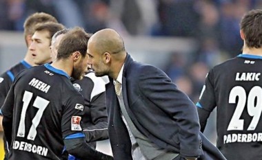 Ironizuese: “Guardiola e pyet Mehën: A po t’i shikon golat De Biasi?” (Foto/Video)