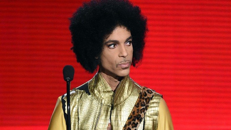 Villa 10 milion dolllarëshe ku Prince kaloi minutat e fundit të jetës së tij (Foto)
