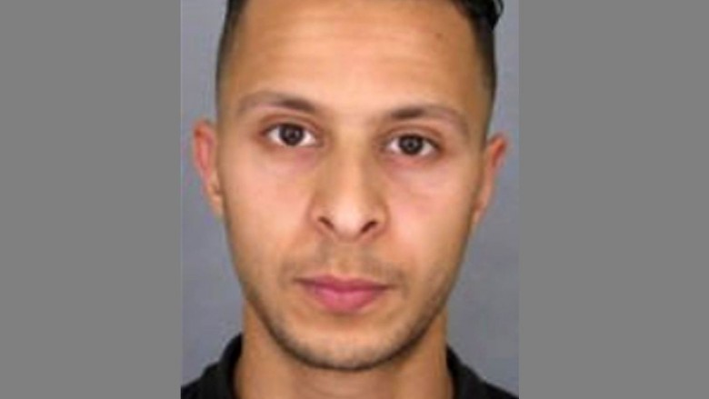 Terroristi i arrestuar Abdeslam kishte për detyrë të vrasë me kallashnikov njerëz nëpër Bruksel