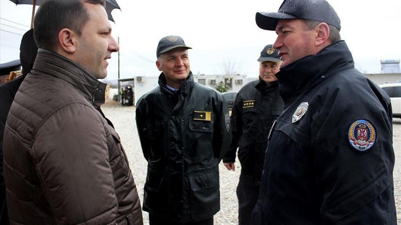 Kryeministri sllovak, Robert Fico, viziton kufirin jugor të Maqedonisë