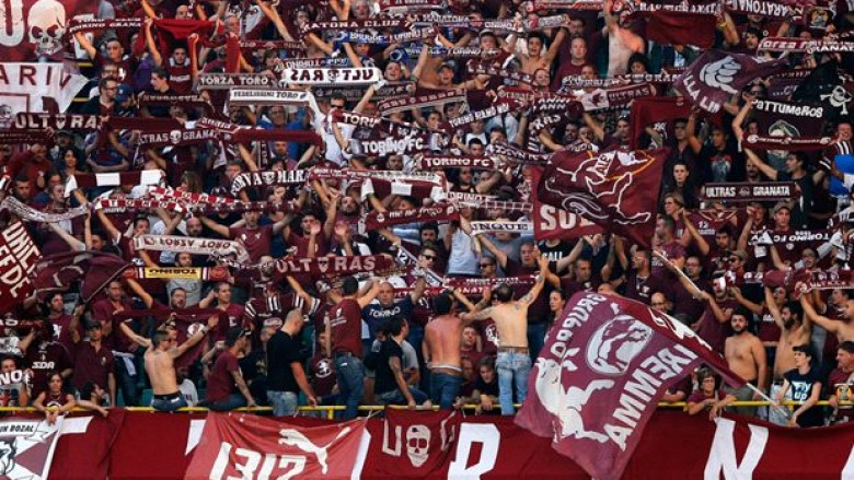 Torino një stadium plot me femra (Foto)