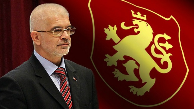 ”Shqiptarët e kanë Shqipërinë, e fituan Kosovën, mos vallë duhet t’ua japim edhe Maqedoninë”
