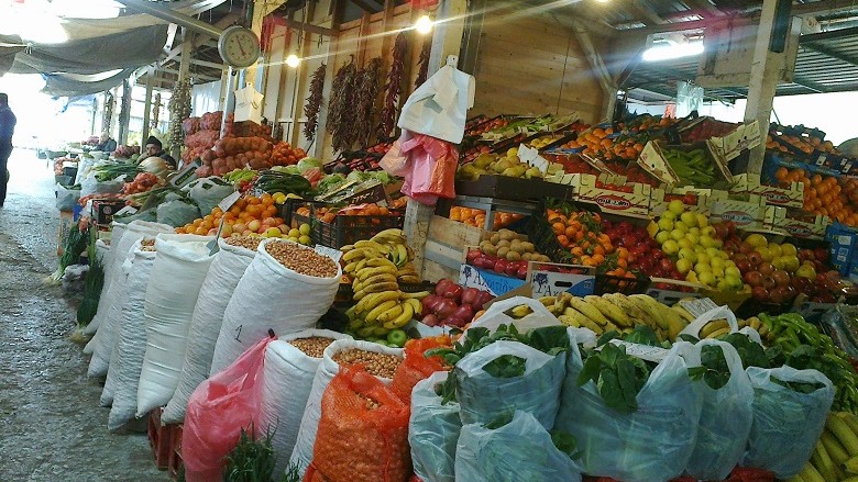 Dënohet një tregtar në Maqedoni për shitje të hithërave dhe marullave