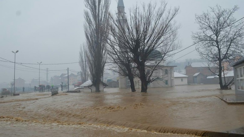 Vërshimet e fundit treguan se rrjeti energjetik është forcuar