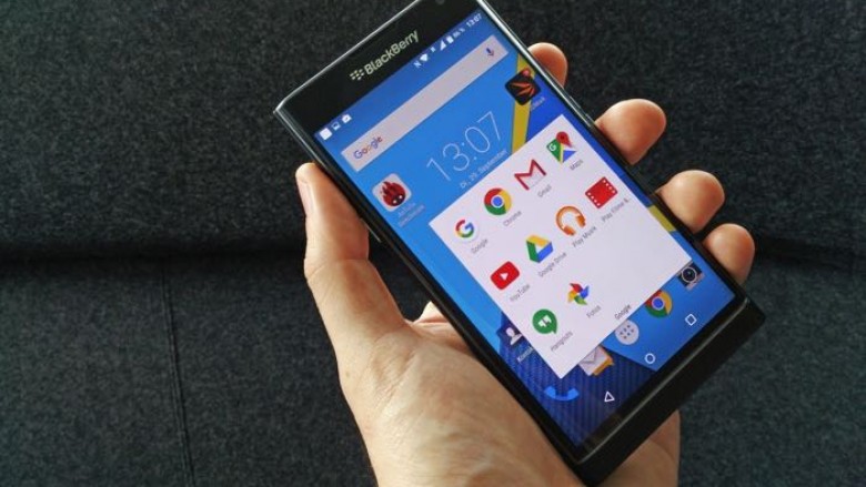 BlackBerry Priv shfaqet me Android 6.0 (Video)