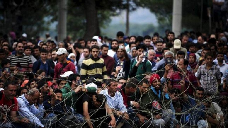 Fluks i ri i refugjatëve, a do të kalojë përmes Maqedonisë?