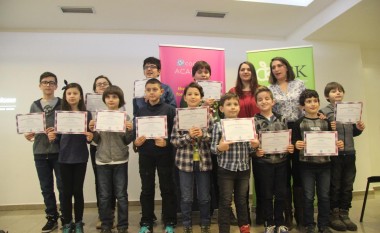 Në Prishtinë, 13 fëmijë certifikohen si programer nga Akademia JCoders