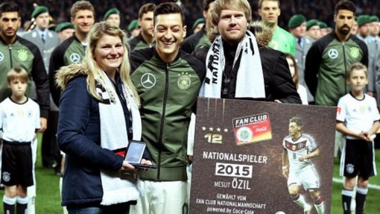 Ozil shpallet lojtari gjerman i vitit 2015