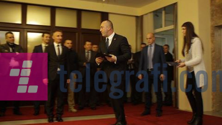 Kështu sillej Haradinaj në Parlament (Video)