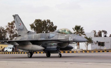 Zhduket në Jemen aeroplani ushtarak i Emirateve
