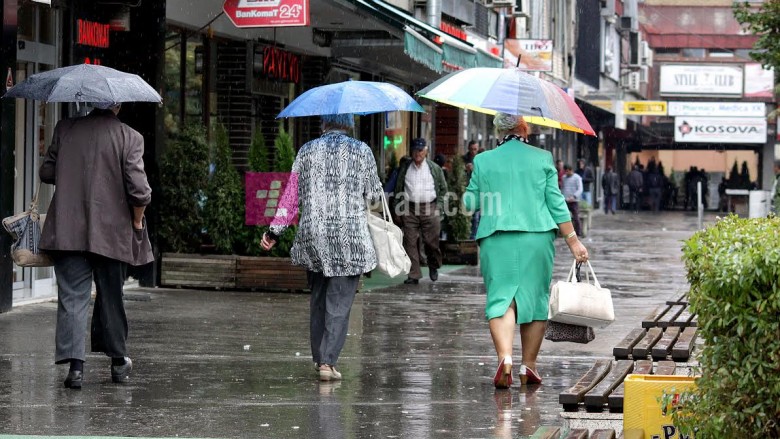 Java e ardhshme me reshje e ulje të temperaturave