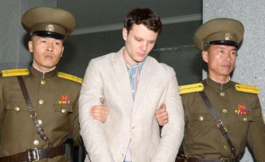 Dënohet studenti amerikan në Korenë Veriore