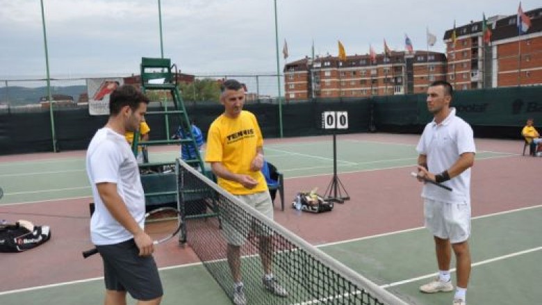 Tenistët kosovarë nisin garat në “Davis Cup”
